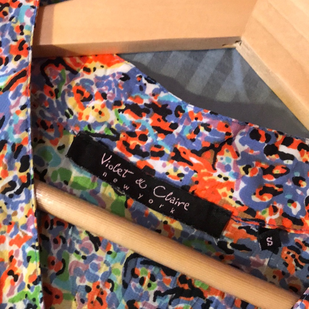 Violet & Claire NY Polyester Ruffle Spring Top - Picture 4 of 4